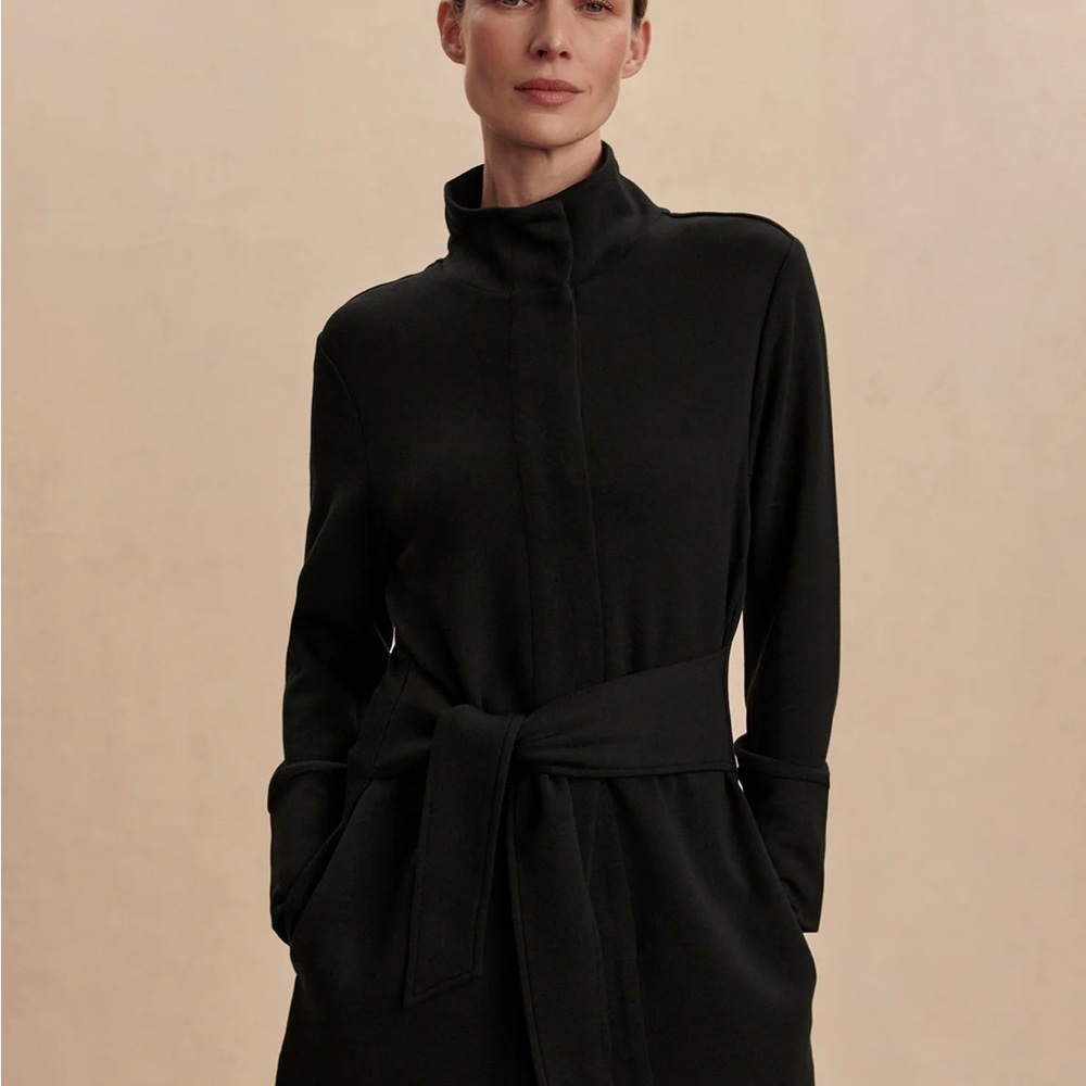 Varley Anset Tie front jacket in black